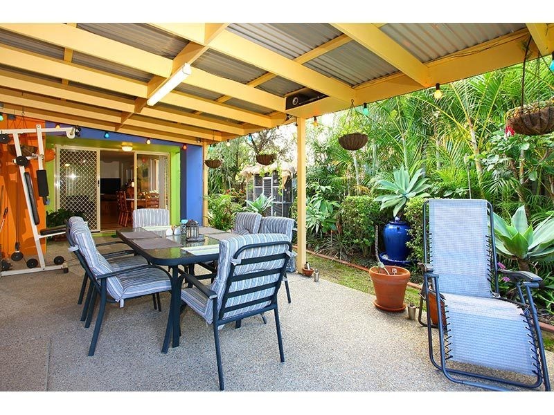77 Riverpark Drive, Nerang QLD 4211