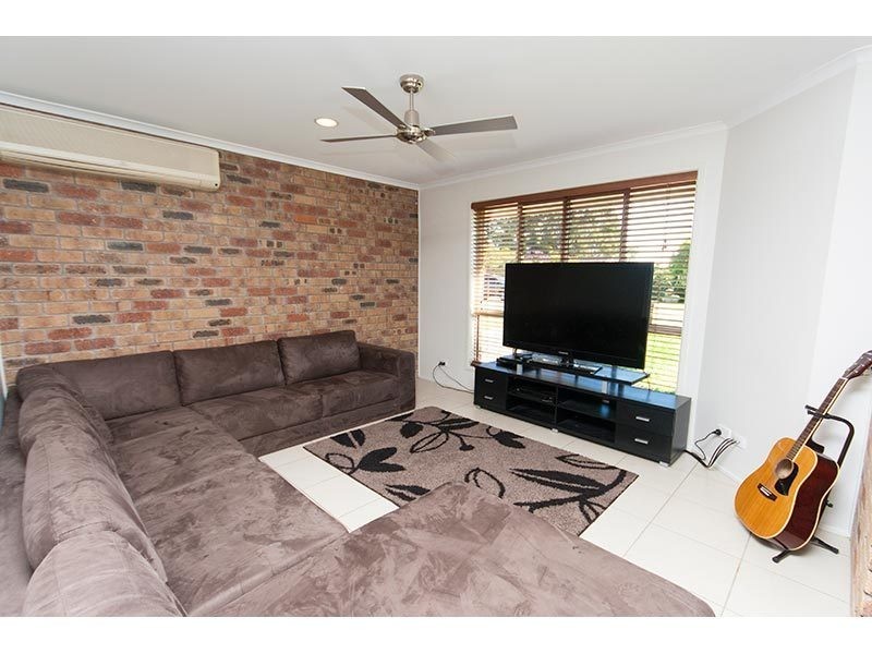 12 Andamooka Avenue, Worongary QLD 4213