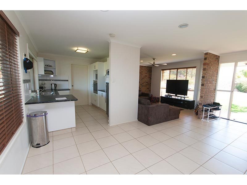 12 Andamooka Avenue, Worongary QLD 4213