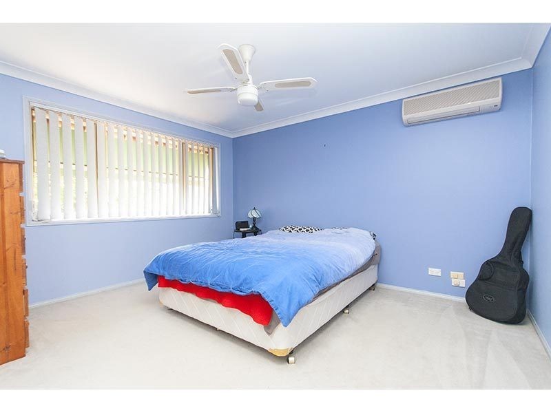 10 Nottingham Place, Highland Park QLD 4211