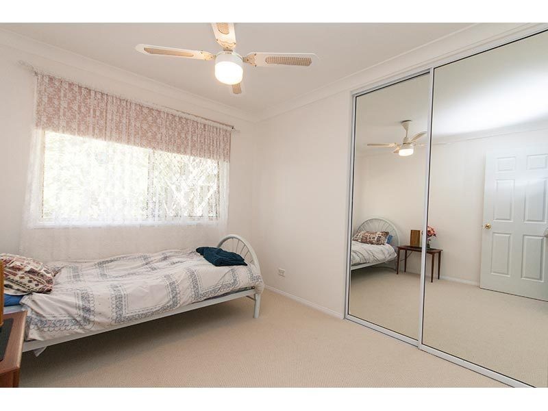 10 Nottingham Place, Highland Park QLD 4211