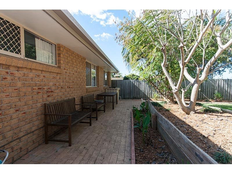 10 Nottingham Place, Highland Park QLD 4211