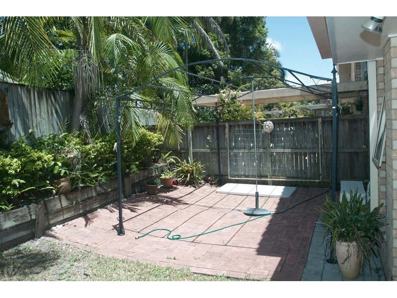 2/264 Oxley Drive, Coombabah QLD 4216