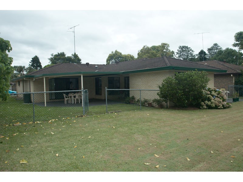 8 Colrene Drive, Nerang QLD 4211