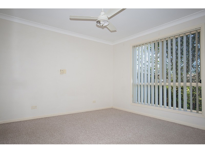 33 Glengarry Close, Highland Park QLD 4211