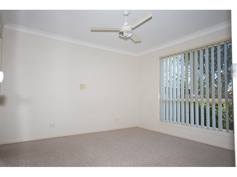 33 Glengarry Close, Highland Park QLD 4211