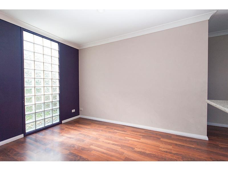 16 Jabiluka Drive, Highland Park QLD 4211