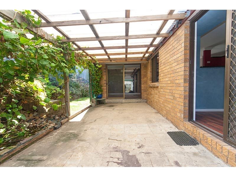 16 Jabiluka Drive, Highland Park QLD 4211