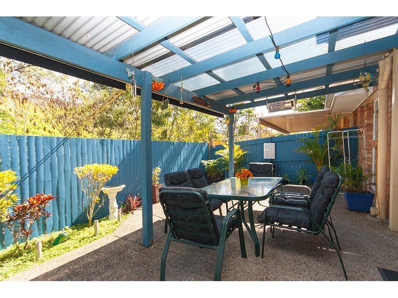 2/130-132 Pappas Way, Carrara QLD 4211