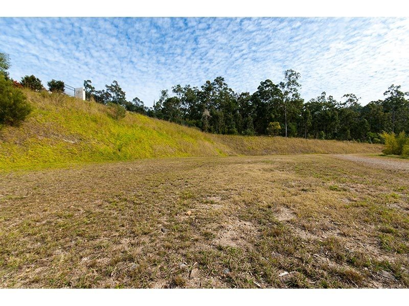 217 Crane Crescent, Nerang QLD 4211