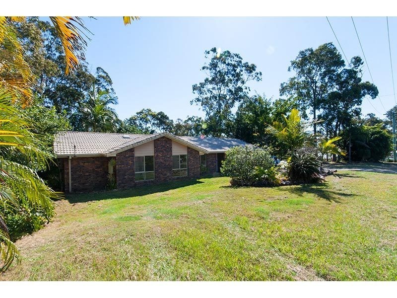 8 Crocus Way, Gaven QLD 4211