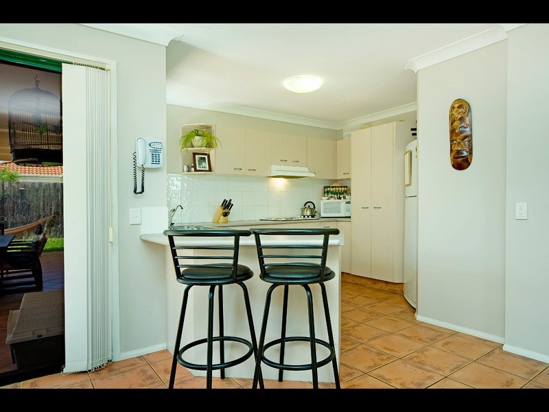 36 Marble Arch Place, Arundel QLD 4214