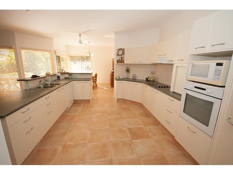 17 Venn Court, Mount Nathan QLD 4211