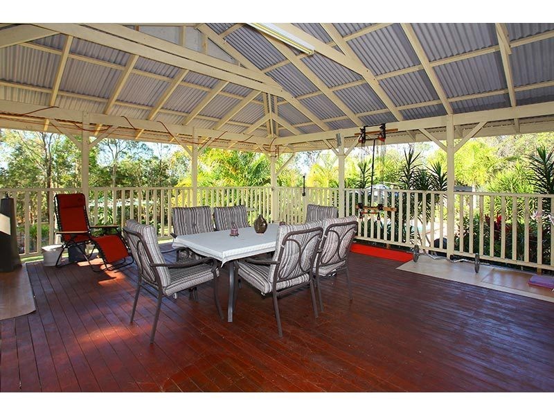 6 Columbine Way, Gaven QLD 4211