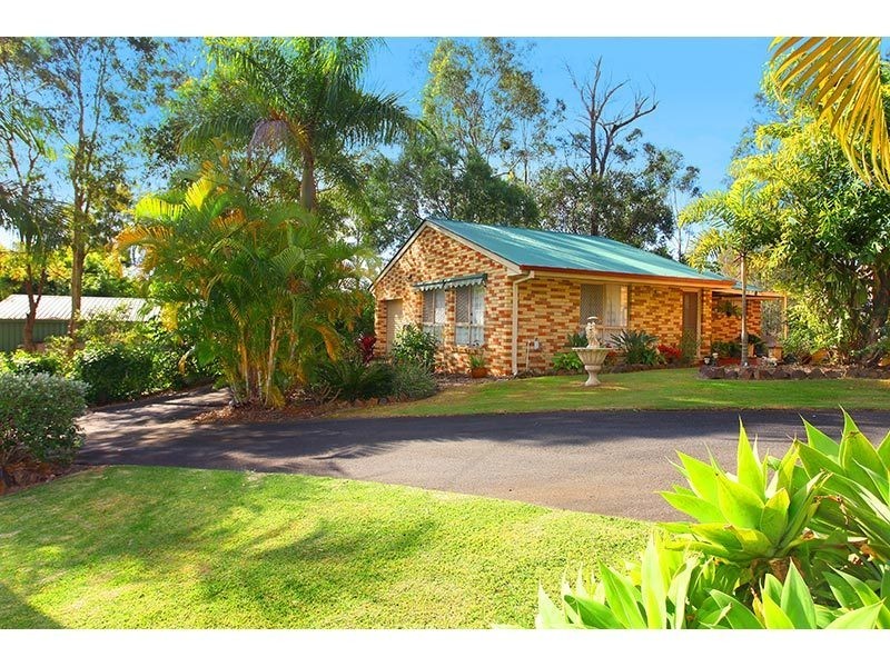 6 Columbine Way, Gaven QLD 4211