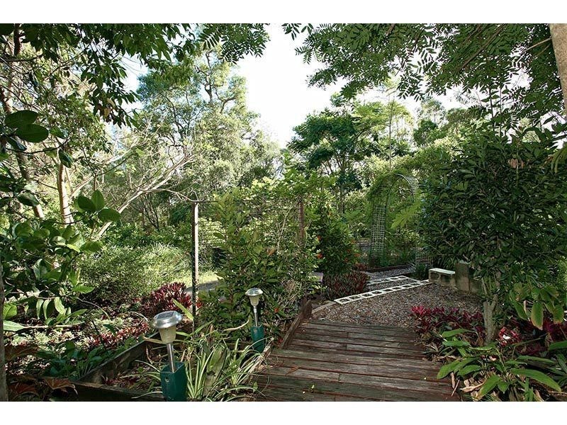 30 Camphor Drive, Canungra QLD 4275