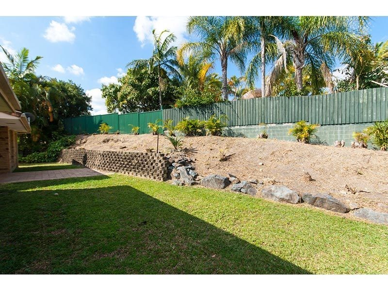 19 Issell Place, Highland Park QLD 4211