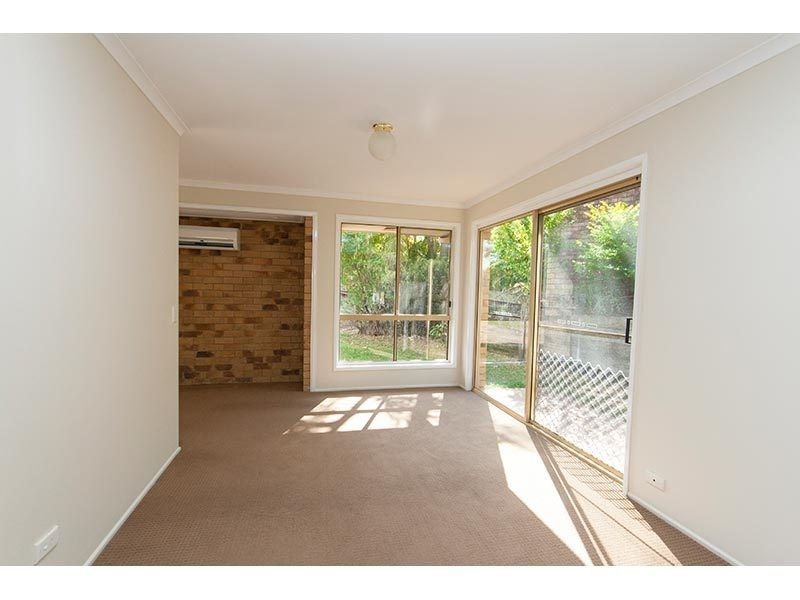 19 Issell Place, Highland Park QLD 4211