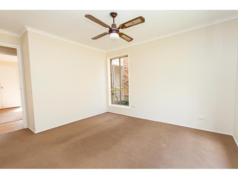 19 Issell Place, Highland Park QLD 4211