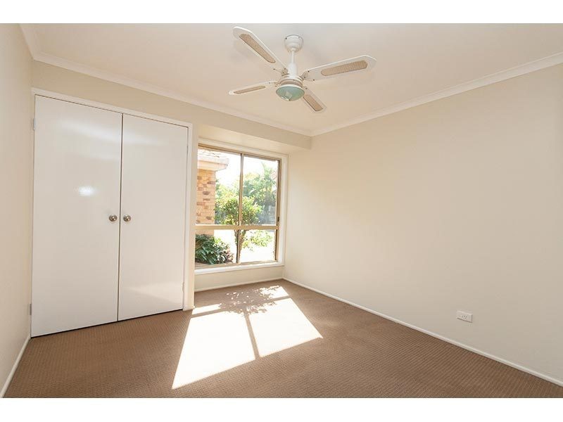 19 Issell Place, Highland Park QLD 4211