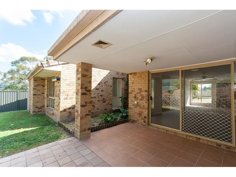 19 Issell Place, Highland Park QLD 4211