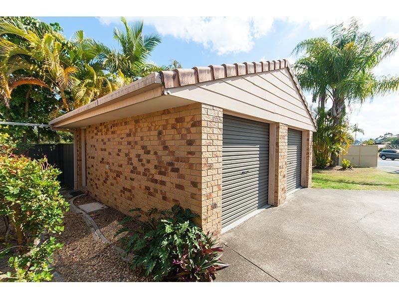 19 Issell Place, Highland Park QLD 4211