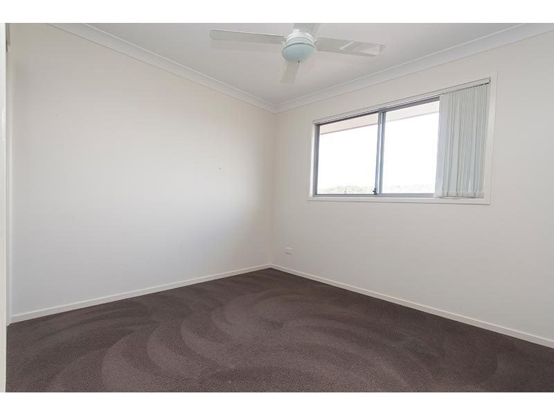 2/30 Carmarthen Circuit, Pacific Pines QLD 4211