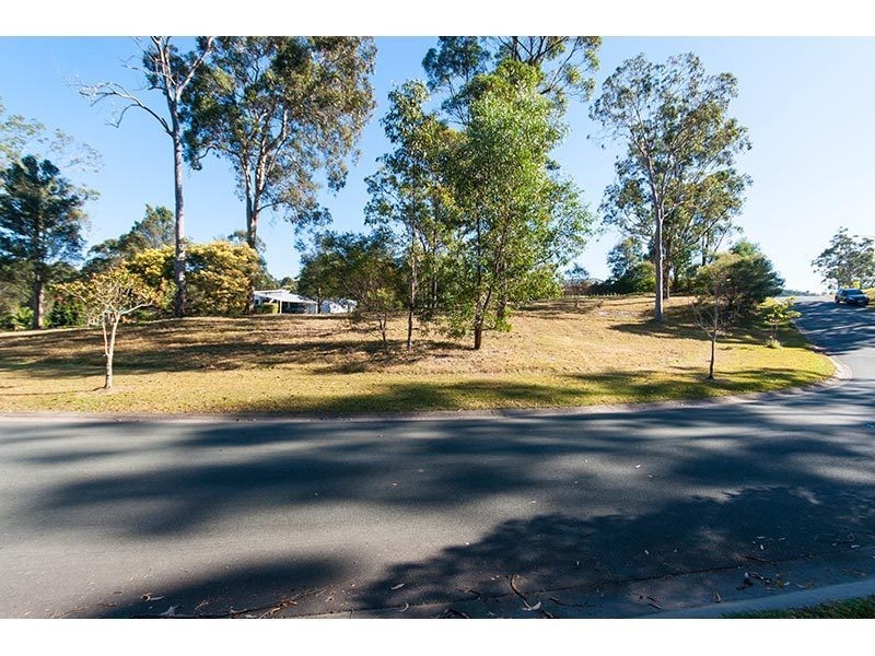 11 Lily Crescent, Nerang QLD 4211