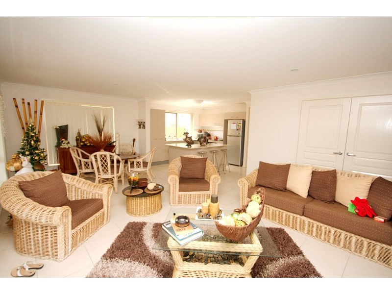 6 Jimmy Road, Coomera QLD 4209