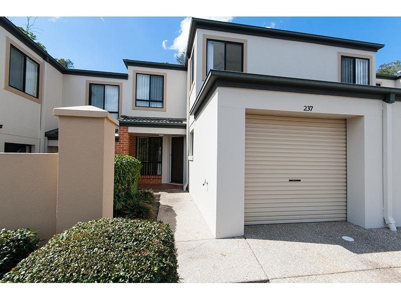 237/64 Gilston Road, Nerang QLD 4211