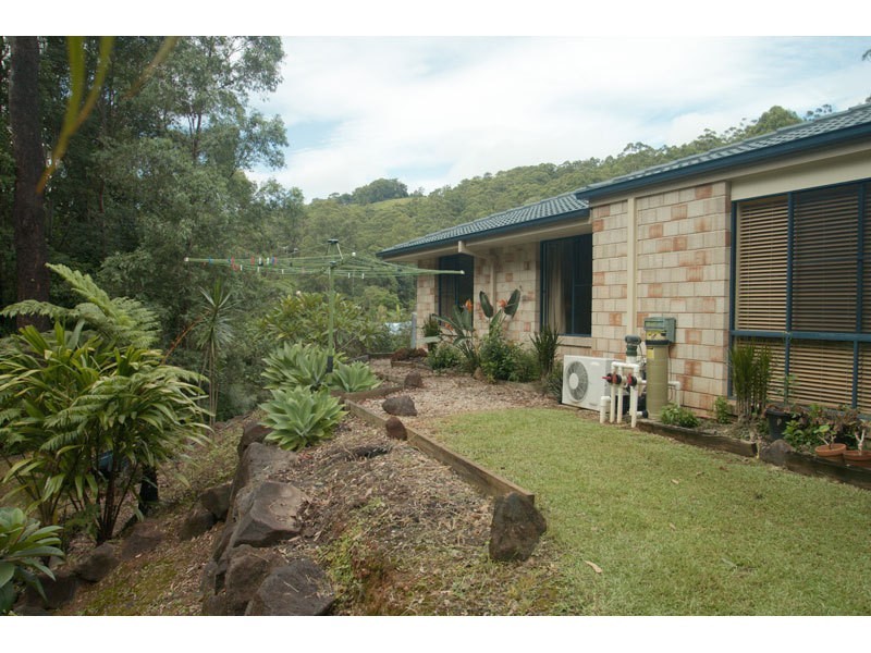 18 Trentbridge Court, Mount Nathan QLD 4211