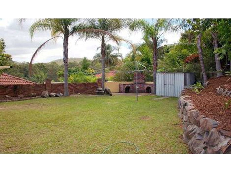 6 Sueden Court, Nerang QLD 4211