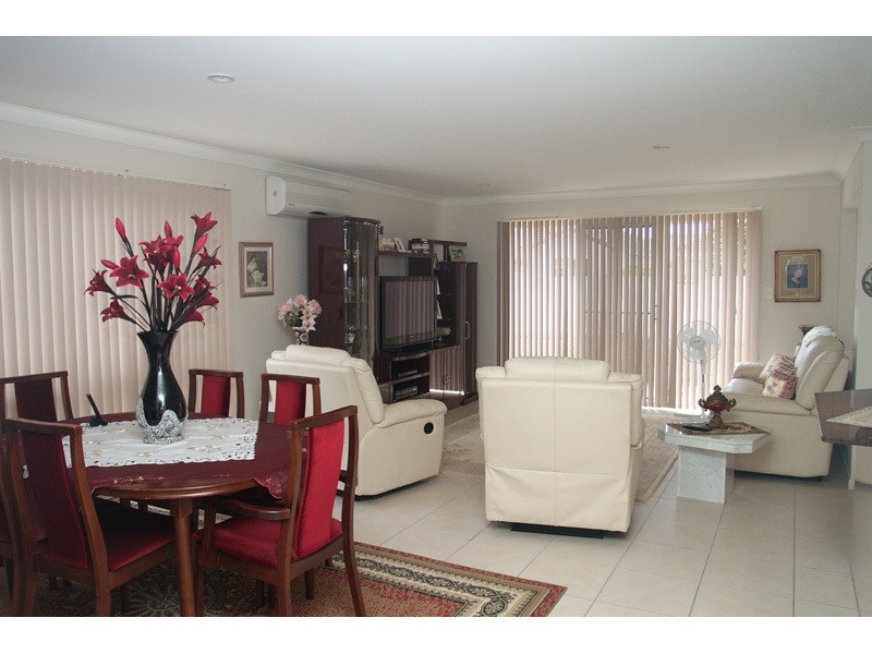 10/11 Eden Court, Nerang QLD 4211