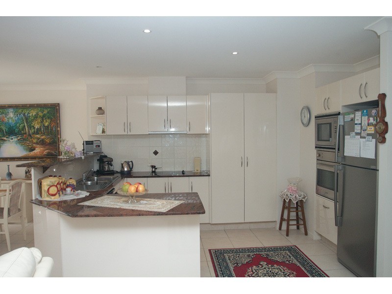 10/11 Eden Court, Nerang QLD 4211