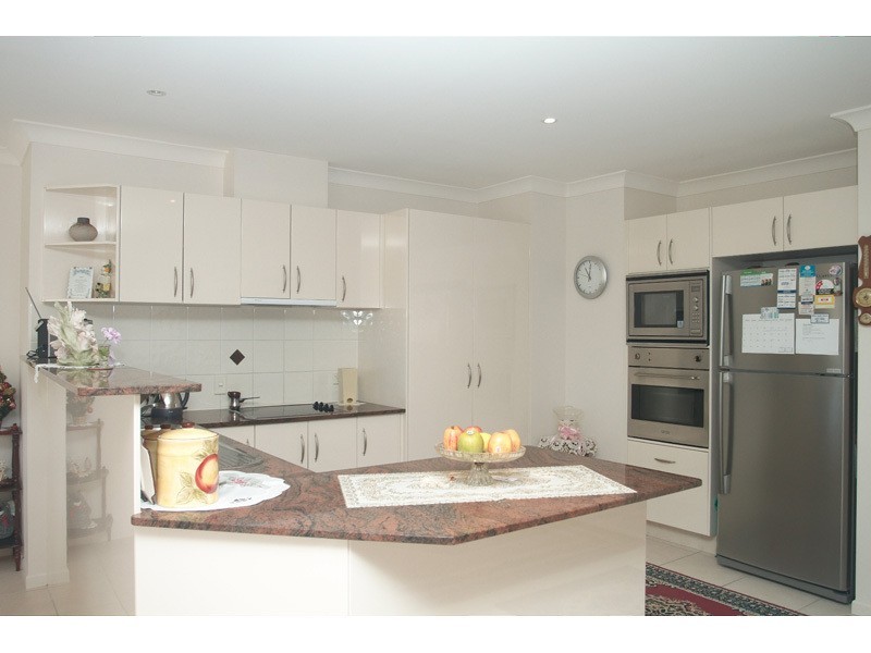 10/11 Eden Court, Nerang QLD 4211