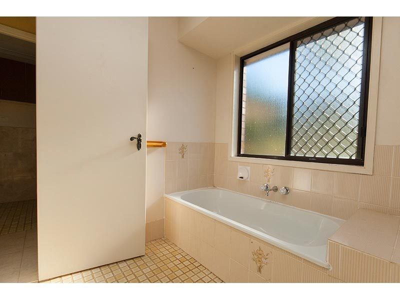 13 Seaton Court, Nerang QLD 4211