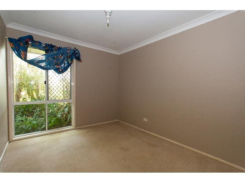 33 Crusader Way, Nerang QLD 4211