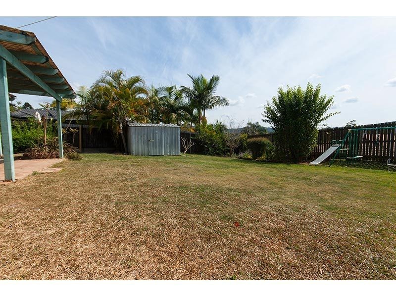 33 Crusader Way, Nerang QLD 4211