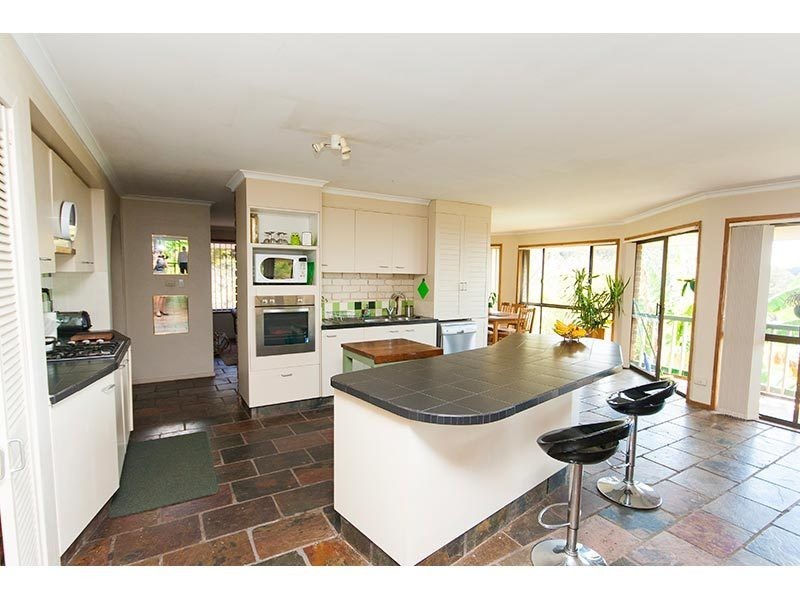 369 Beechmont Road, Lower Beechmont QLD 4211