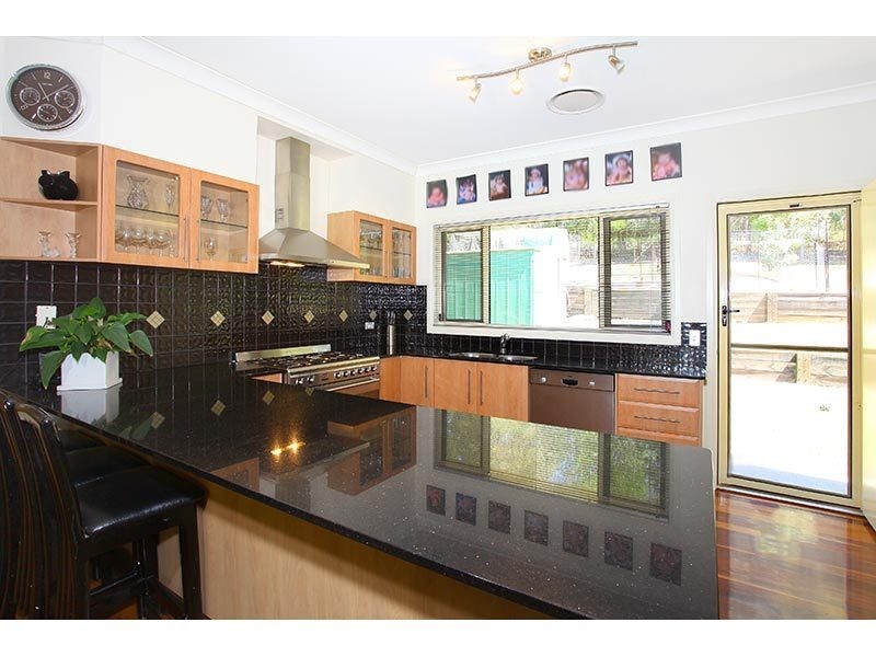 21 Venn Court, Mount Nathan QLD 4211