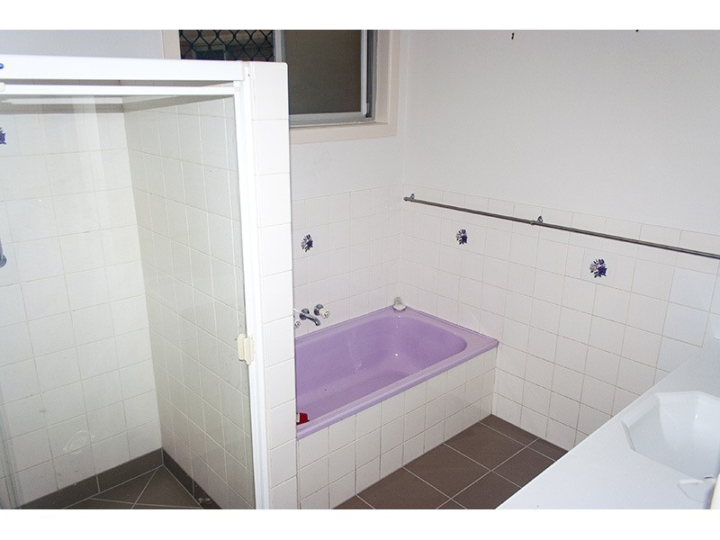 116 Eugaree Street, Southport QLD 4215