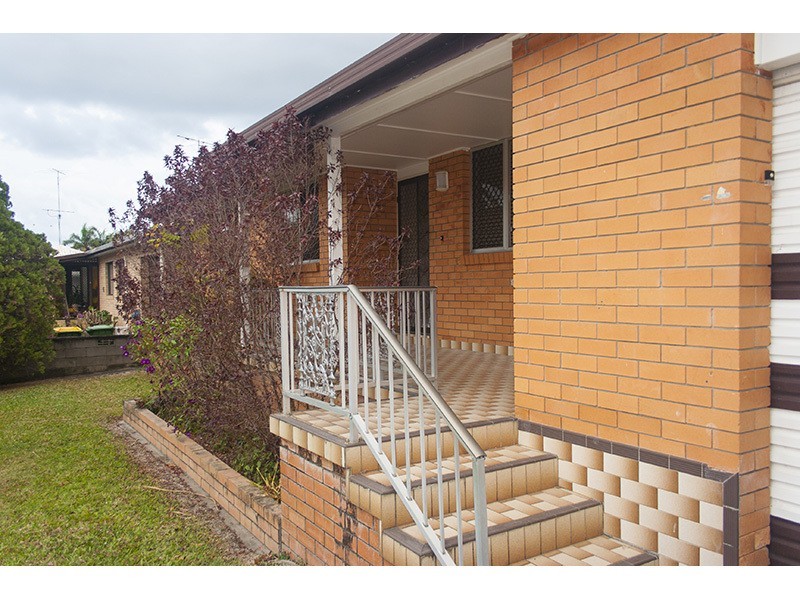 116 Eugaree Street, Southport QLD 4215