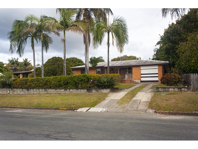 116 Eugaree Street, Southport QLD 4215