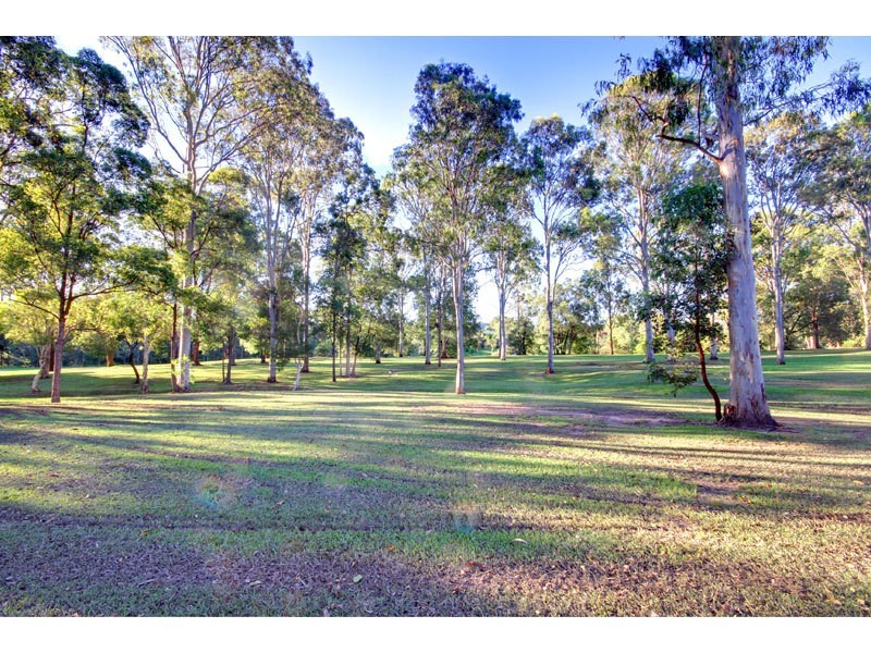 111 Dugandan Street, Nerang QLD 4211