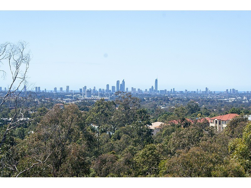 45 Tara Vista Boulevard, Highland Park QLD 4211