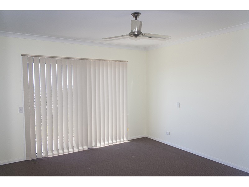 45 Tara Vista Boulevard, Highland Park QLD 4211