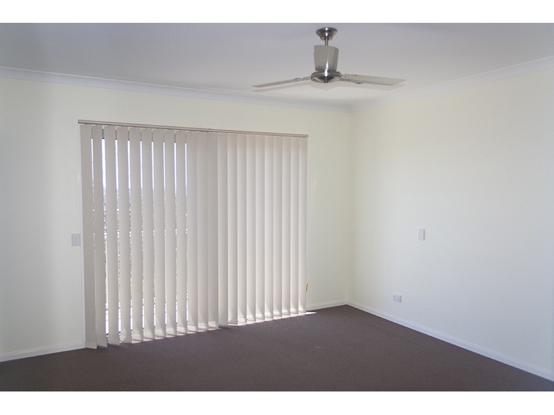 45 Tara Vista Boulevard, Highland Park QLD 4211