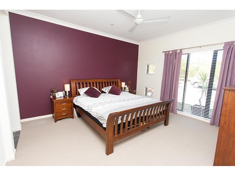 19 Barradeen Circuit, Pacific Pines QLD 4211