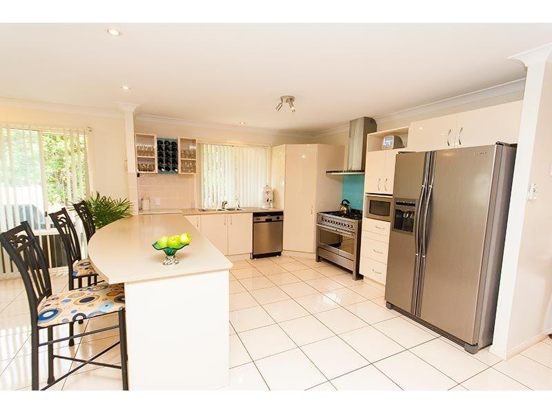 34 Pasture Place, Mount Nathan QLD 4211