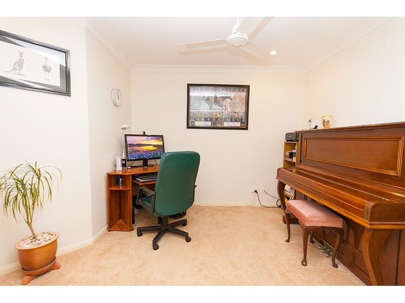 34 Pasture Place, Mount Nathan QLD 4211